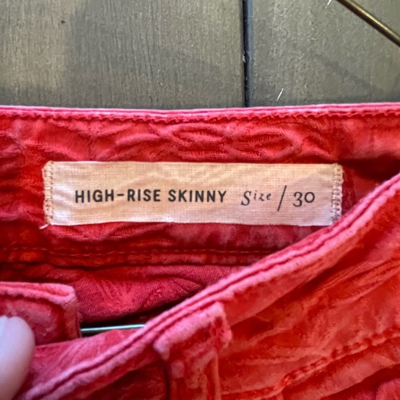 Pilcro & The Letterpress from Anthropologie Red Floral High Rise Skinny Jean- 30 - Picture 13 of 14